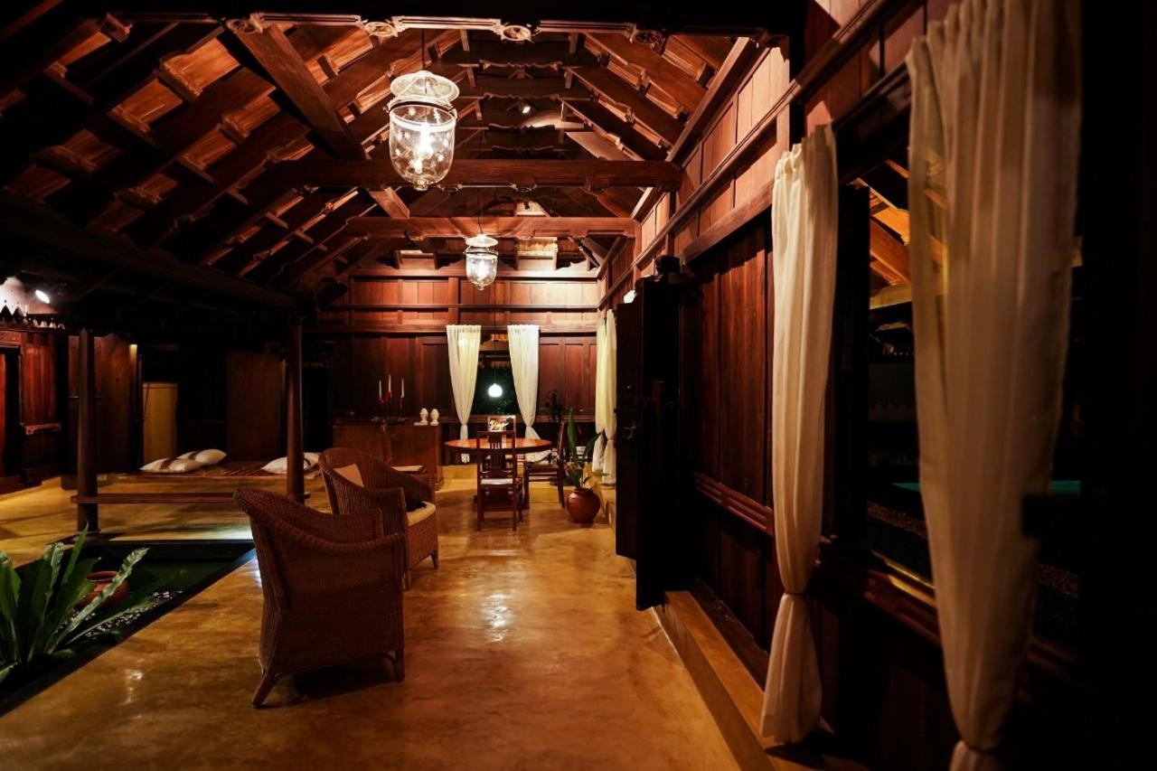 Lakeshore Villa Alappuzha Esterno foto