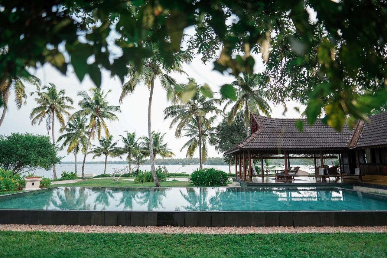 Lakeshore Villa Alappuzha Esterno foto