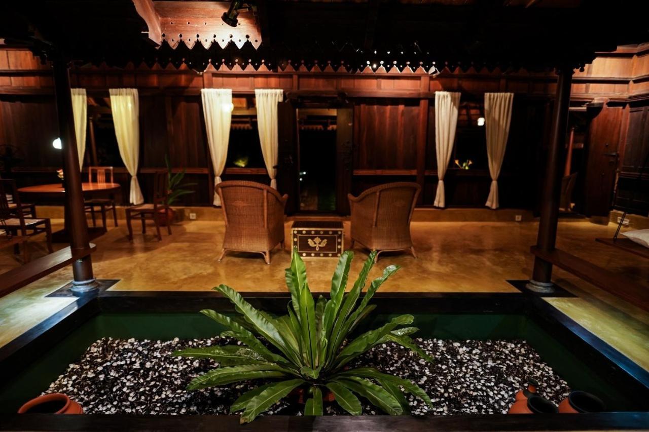 Lakeshore Villa Alappuzha Esterno foto