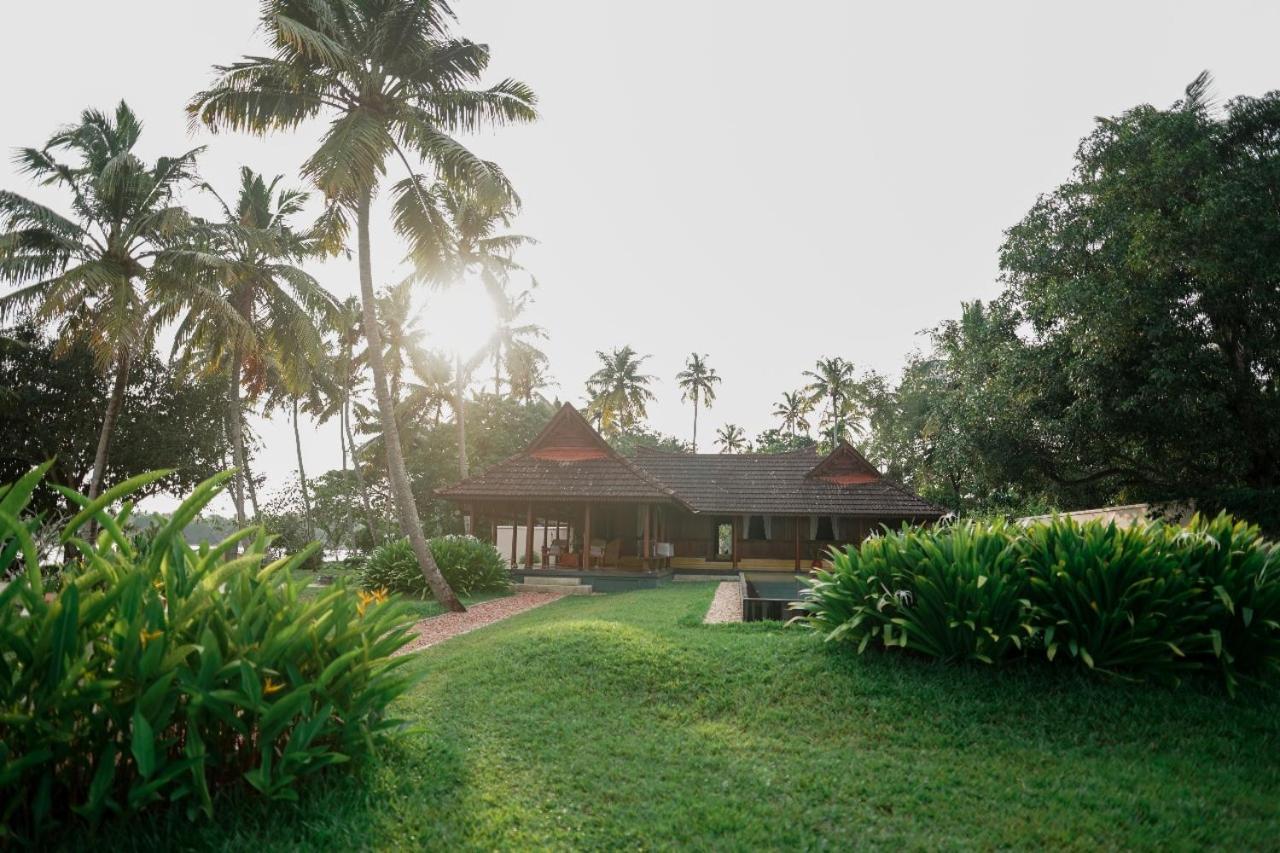 Lakeshore Villa Alappuzha Esterno foto